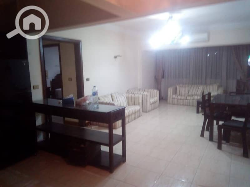 7 4c6d9526-acec-4a53-90d5-fe04ef29a7d3. jpeg