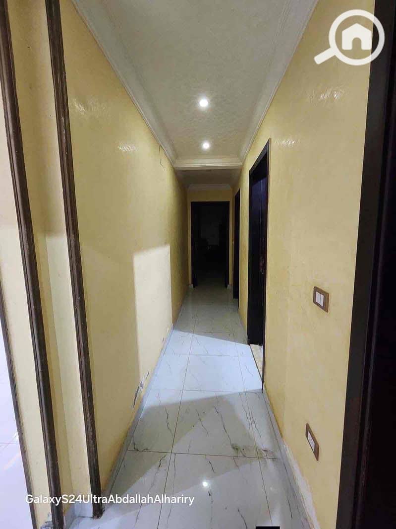 2 e4d13906-710f-40af-b727-87f5408b6077. jpg