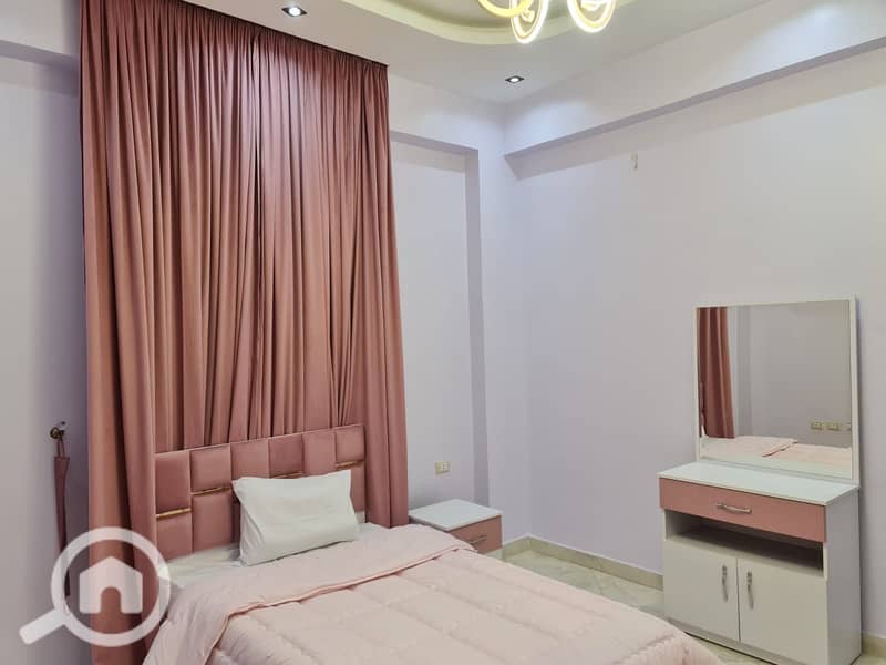 7 b8c54b7e-783f-4d0c-b48e-8675ba3f3b06. jpeg