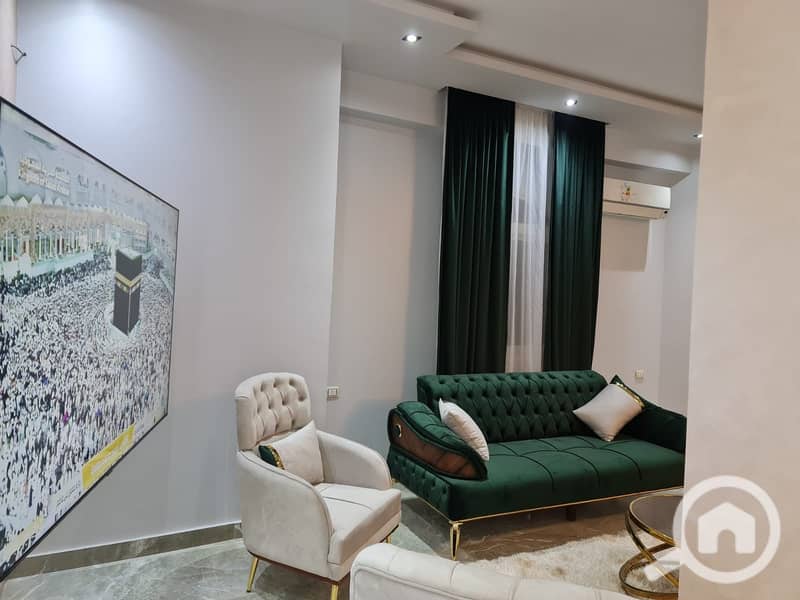 13 a6b8b9c3-6e28-498b-8918-de990b1568a4. jpeg