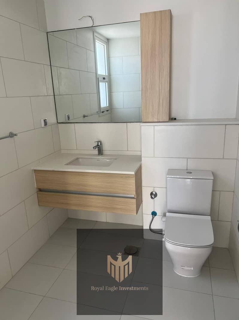 5 WhatsApp Image 2025-11-25 at 3.54. 22 PM (3). jpeg