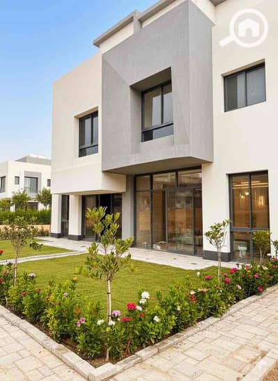 5 Bedroom Villa for Sale in New Cairo, Cairo - b6ba49f8-fc9b-4e19-b585-e9f6cdce28eb. jpg