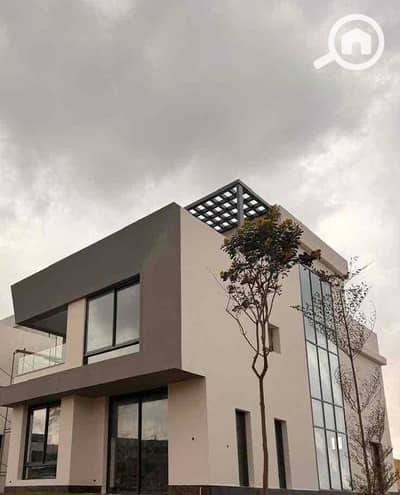 5 Bedroom Villa for Sale in New Cairo, Cairo - 0283caaf-1e24-4f62-ae87-5cb8f0334945. jpg