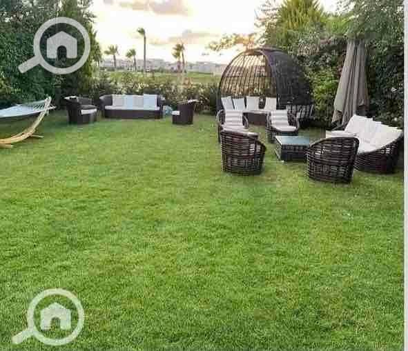 2 2c71b12a-1781-41a7-8e7b-c445fd5bcb9b. jpg