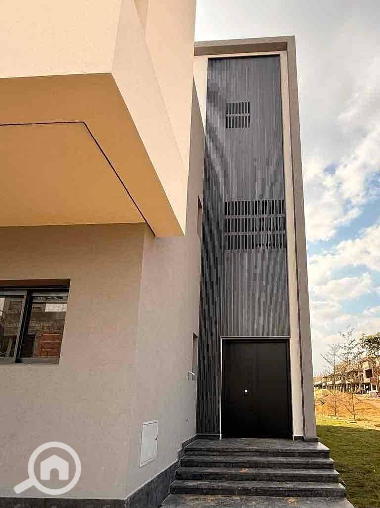 8 fc8c2380-8594-40a4-89e1-580de14804ad. jpg