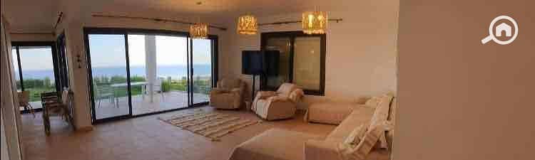 4 b447b0aa-d3a7-4fb5-a58e-973a4eacc85d. jpg