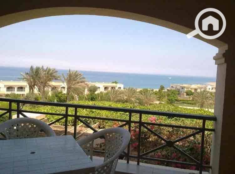 9 1a8d0730-a6ff-48f2-93eb-86186f54b170. jpg