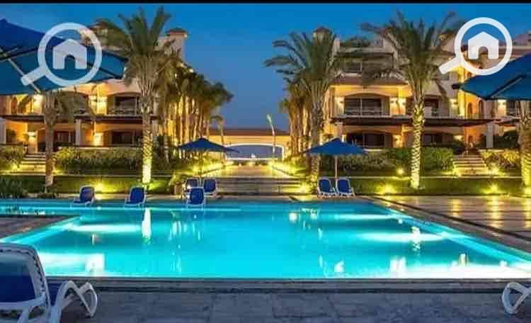 8 ef580380-3ad4-46f0-b108-d64937f918c3. jpg