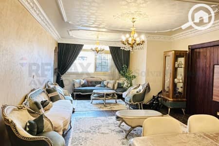 شقة 3 غرف نوم للبيع في جليم، الإسكندرية - 1. jpg