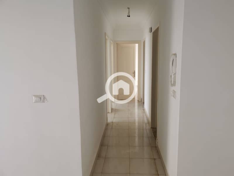 7 c03fdef8-6518-4af8-85af-841f062408a0. jpeg