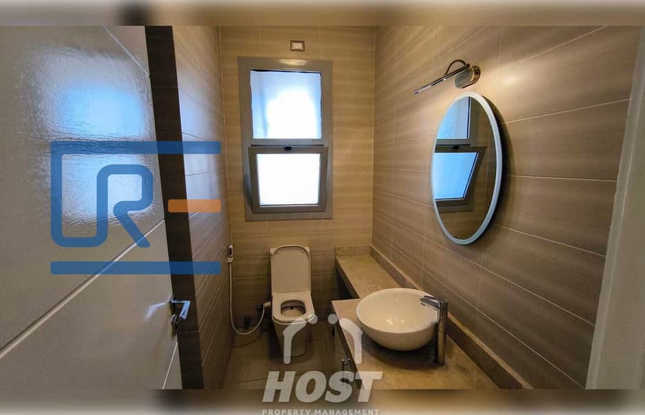 5 8eff2e79-2dfa-452d-ad53-b8a7faee8ed1. jpg