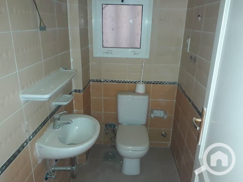 12 c8ac72f7-3880-4c23-9809-5a4db95cdd53. jpg