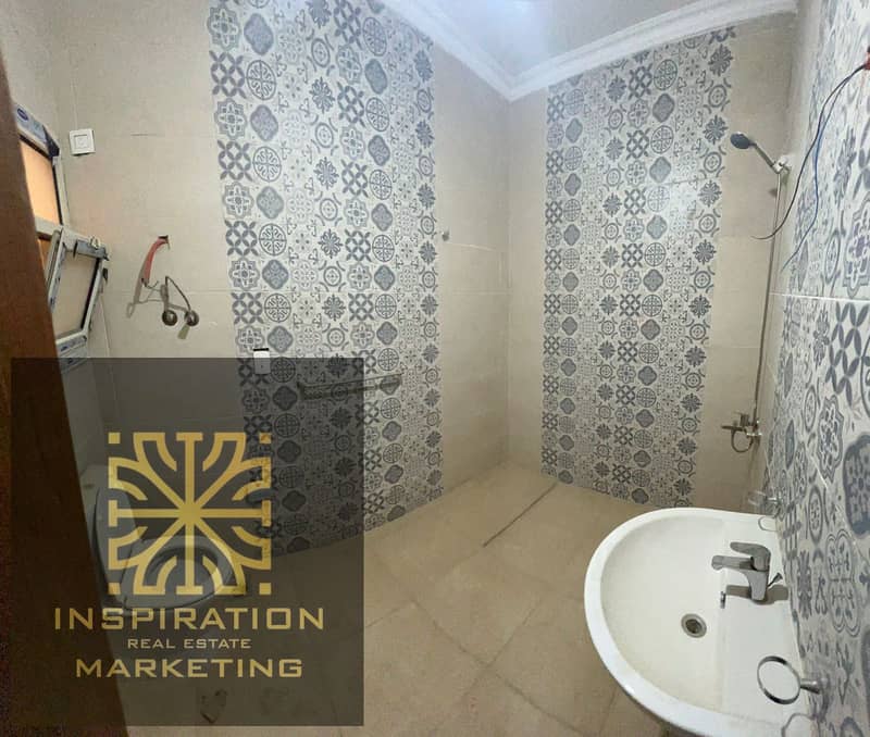 9 cee81997-d0f3-431b-874e-7df2f1aed738. jpg