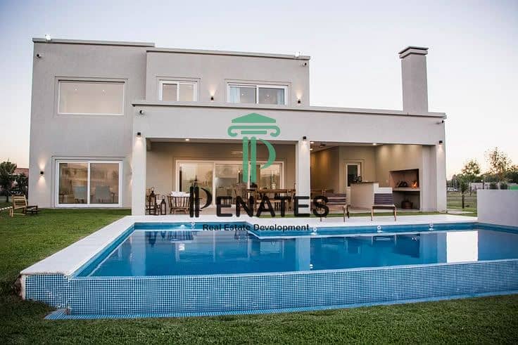 2 12f8af01-93f4-444e-b9d1-b7e953f4c5b3. jpg