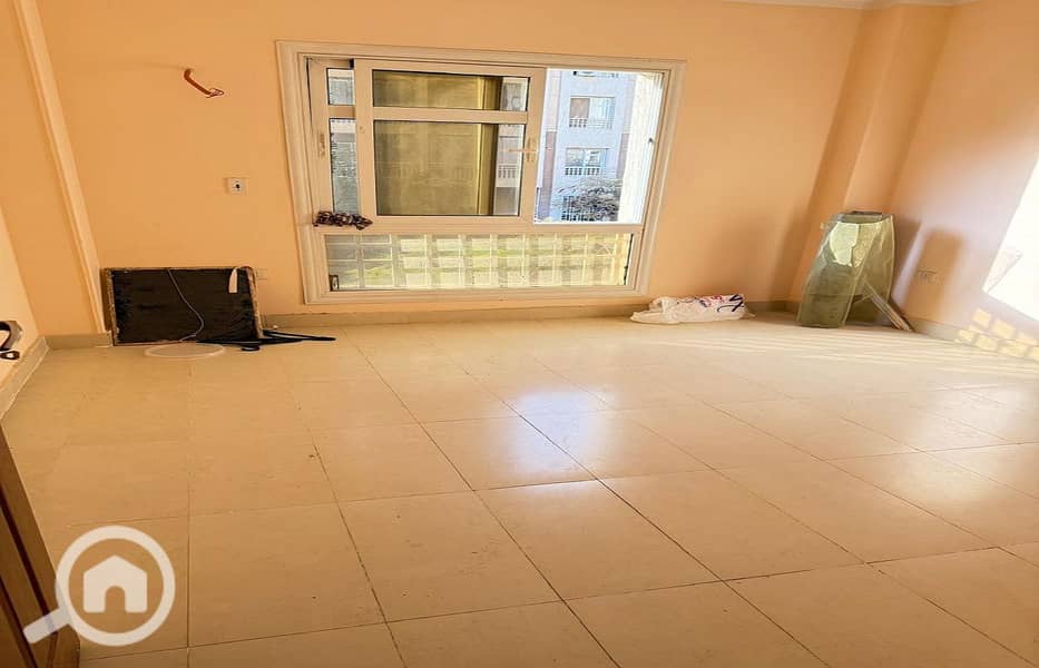 3 6998088b-81a4-45dc-a0d1-51aea44b45c7. jpg