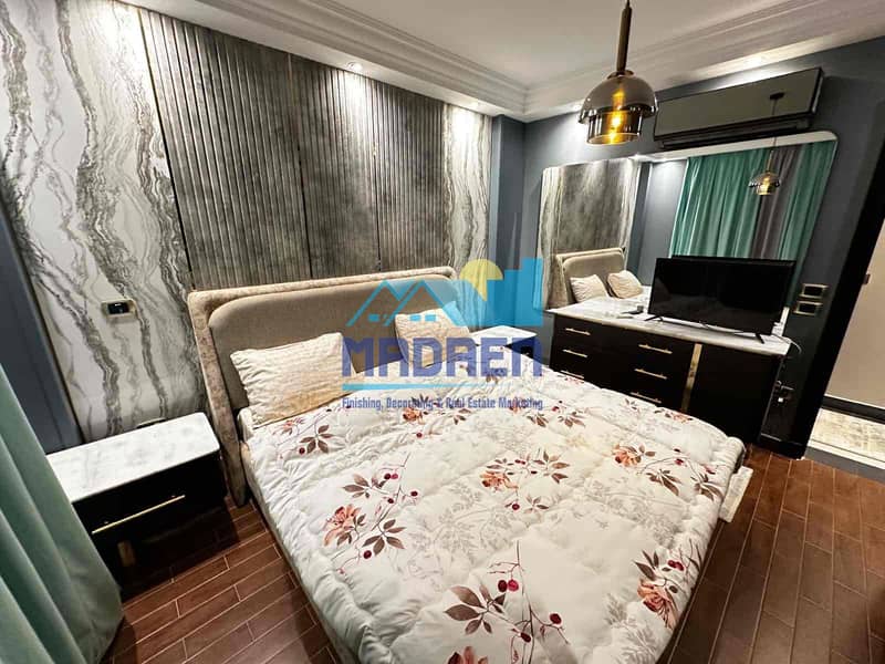 22 f19b473c-4b17-4002-bfca-383c39ce2c74. jpg