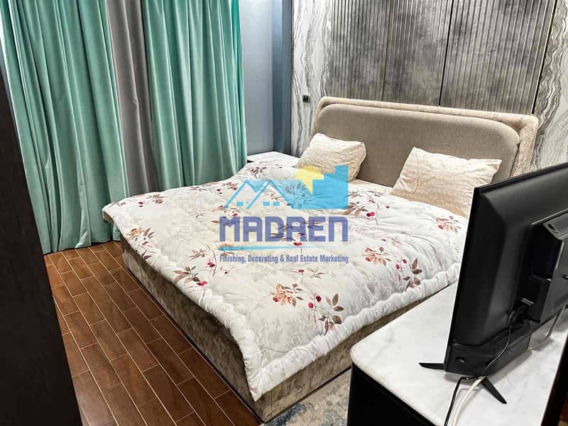 27 8f8689c4-edb0-40df-881a-90eb8aa4d4d4. jpg