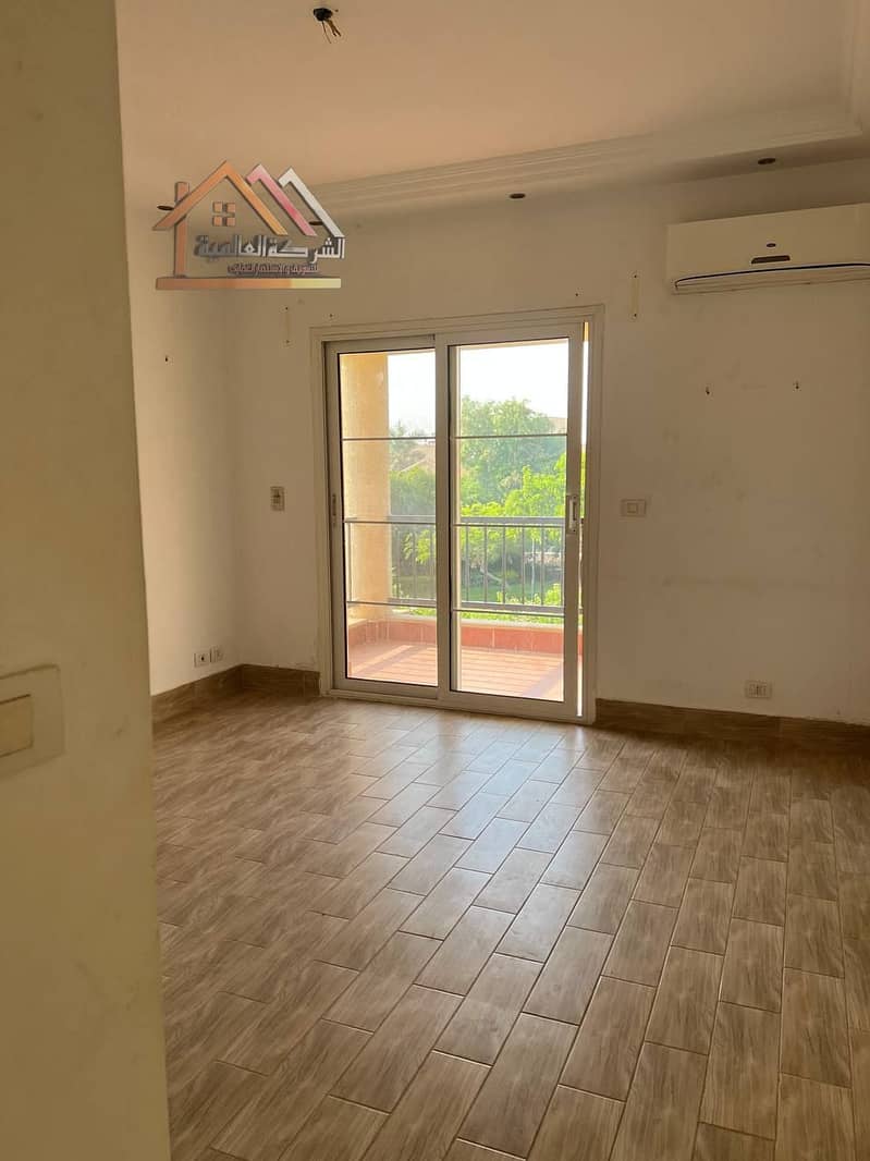 17 d7ead387-9612-41df-9b8f-28302d03d81f. jpg