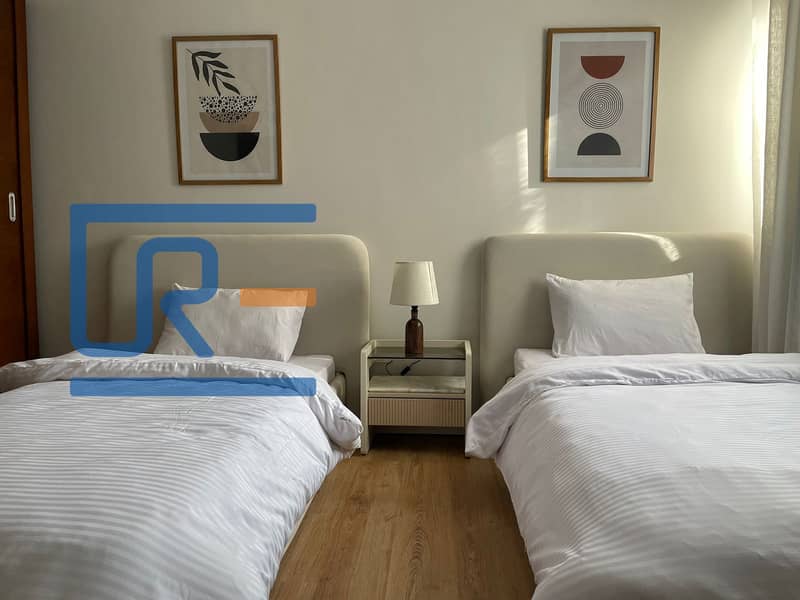 5 6934550c-0e13-4afd-8261-266e1a494729. jpg