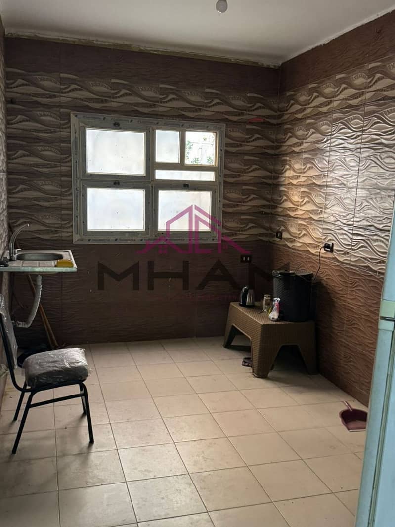 7 photo_6032869102038223803_y. jpg