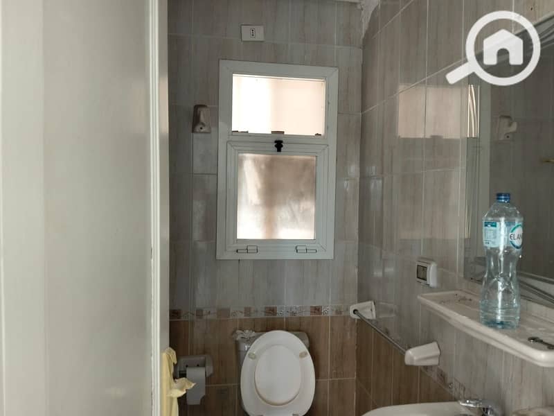 7 e0e55c41-a549-46f8-bde8-22d8c349a05f. jpg