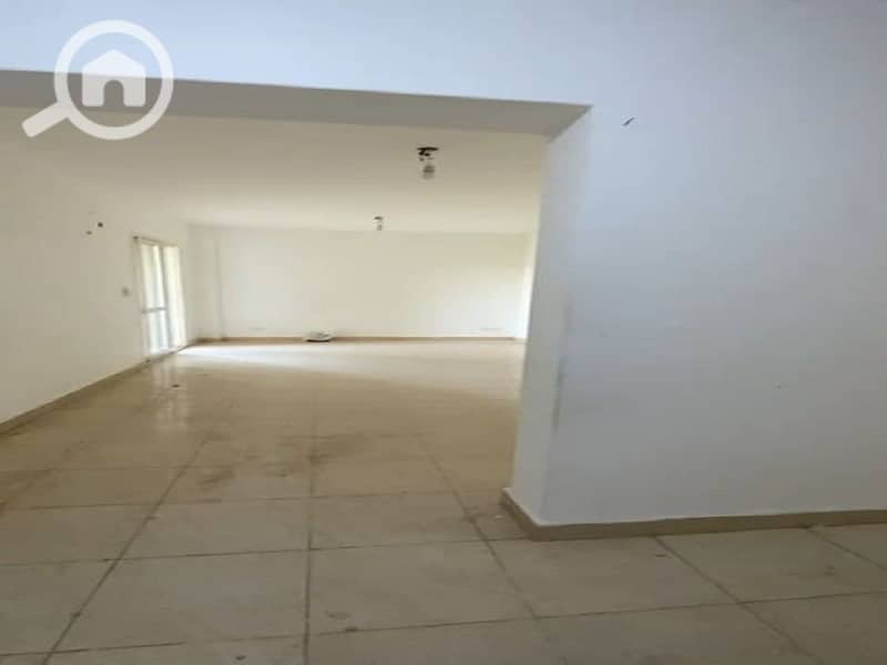 9 f2664bae-e296-4e42-a0e3-5721c75c9019. jpeg