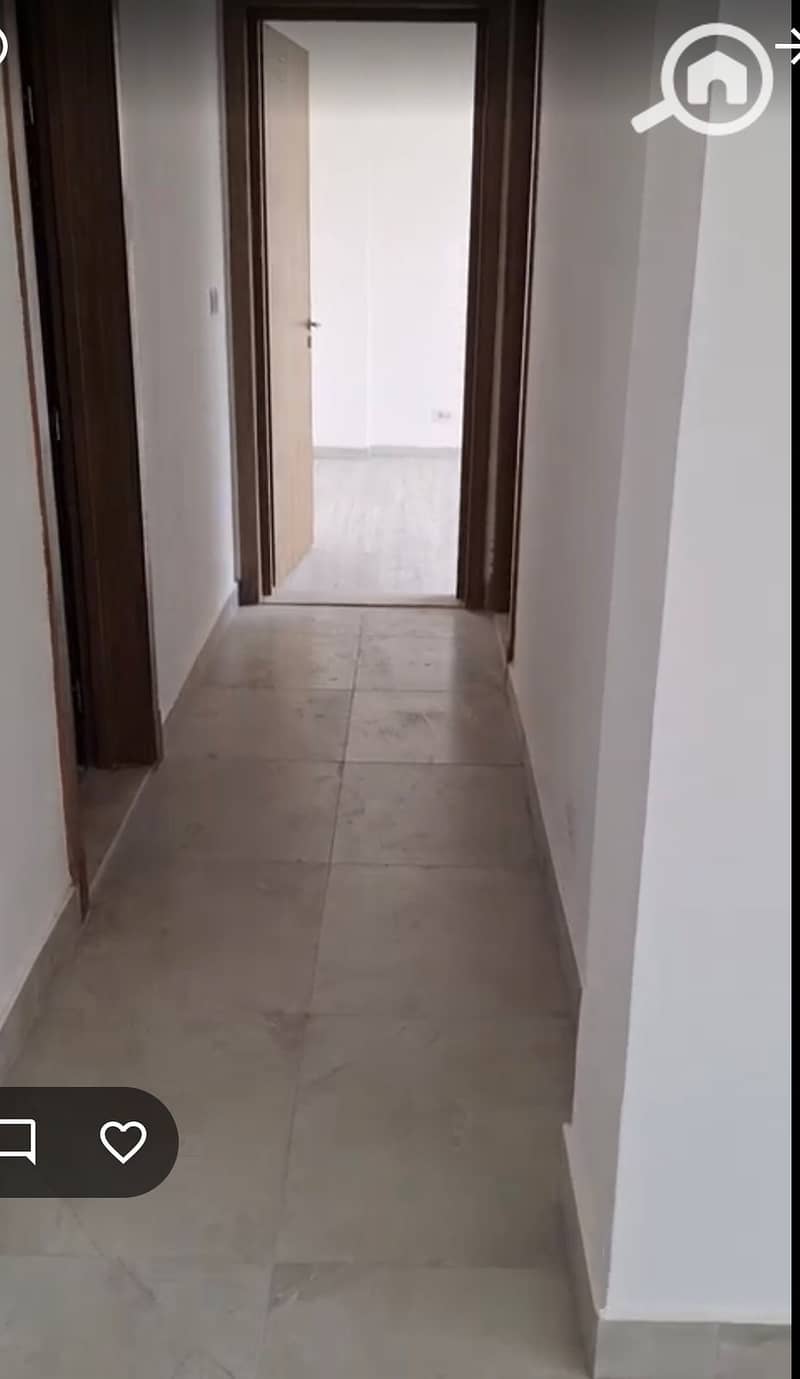 9 b76808dd-e4b6-41c7-957d-631aed4124e9. jpg