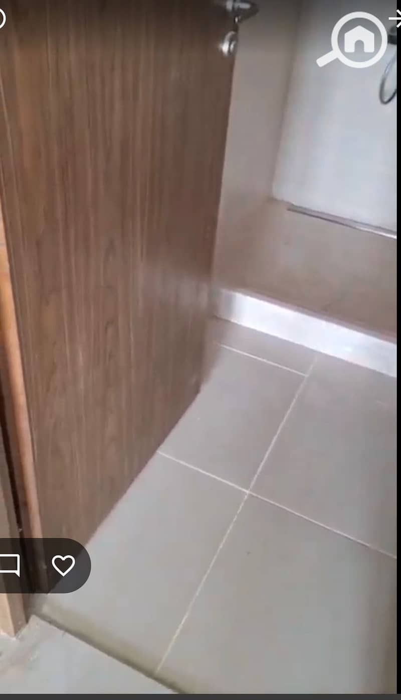 10 3556464e-3bf9-4f53-bd3d-ce7d8f9a7fa9. jpg