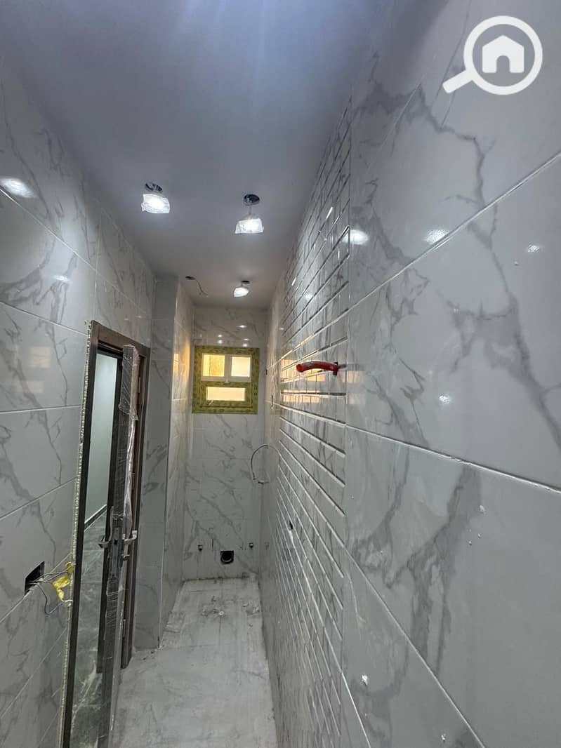 8 photo_6035286760603979115_y. jpg