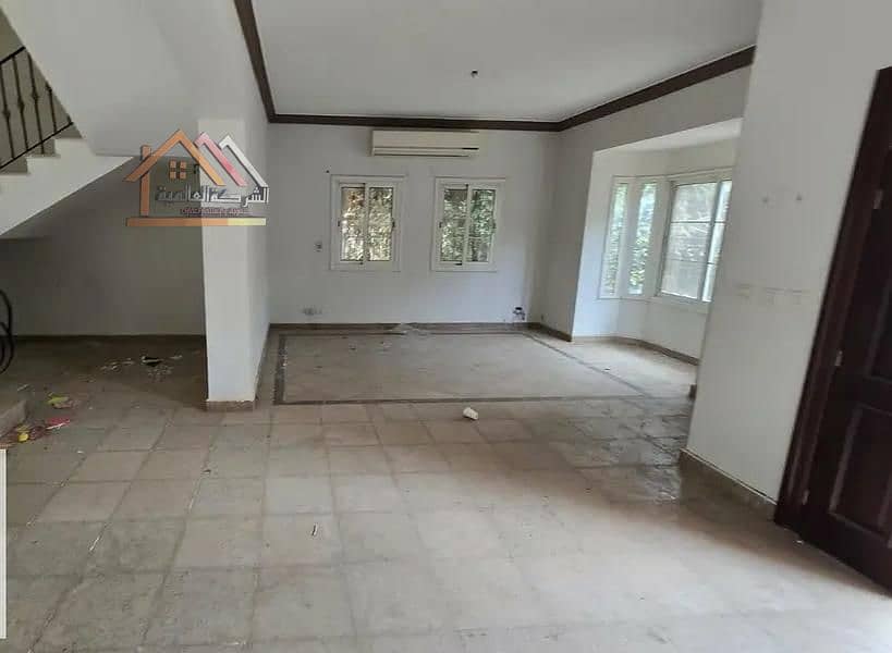 2 07059dfb-df46-477b-8f4d-bcf1dff610d4. jpg