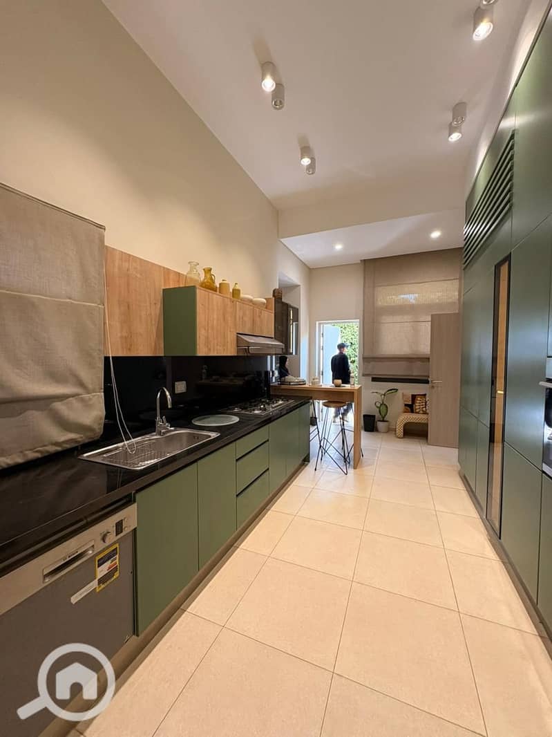 10 WhatsApp Image 2025-11-25 at 12.12. 56_7fef9229. jpg