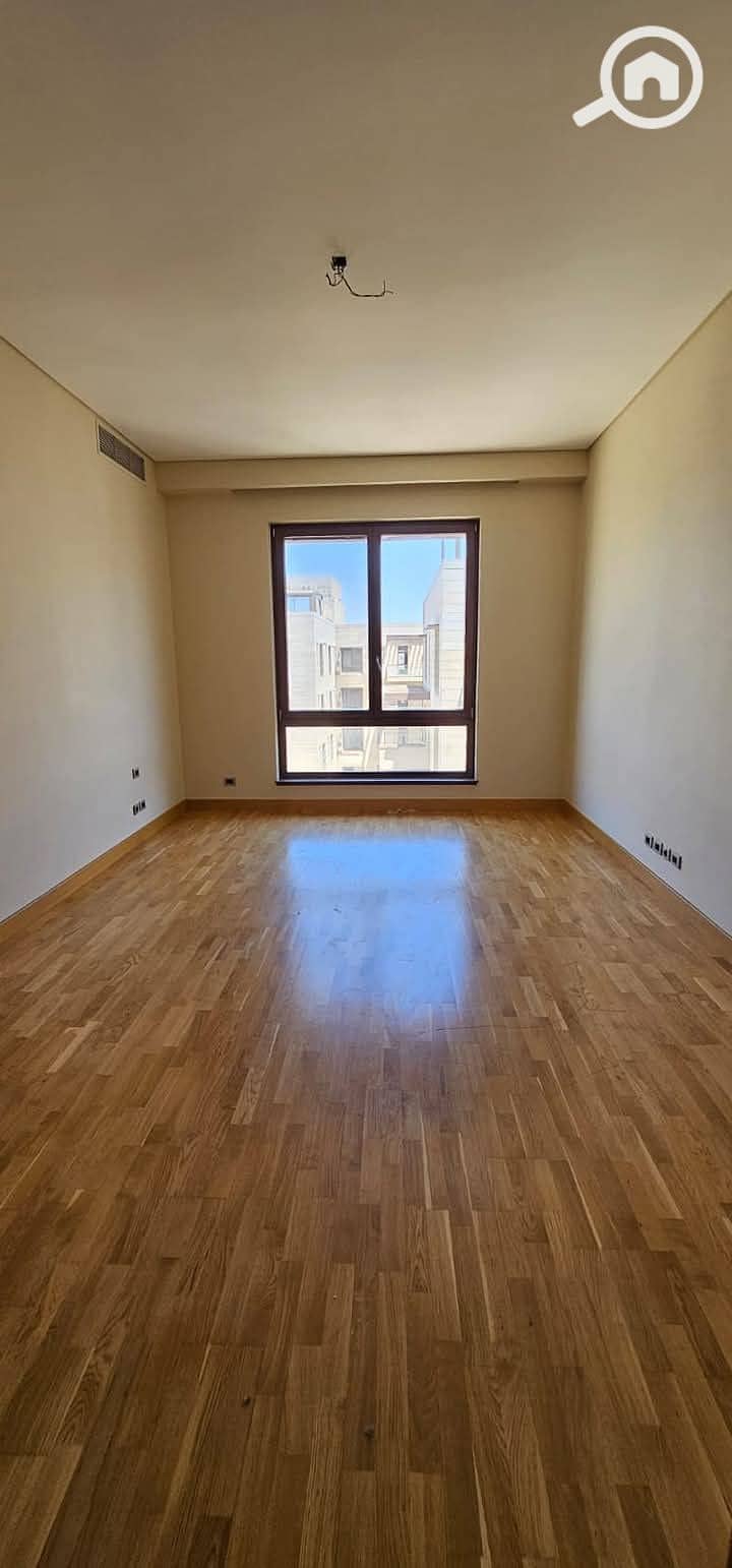 8 751d5056-c914-4d36-9dd5-428063fdb714. jpeg