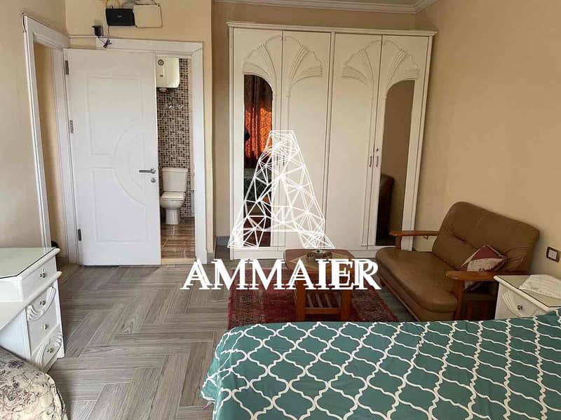 2 b55949bf-22a3-493b-905c-49ab70a3e6a2. jpg