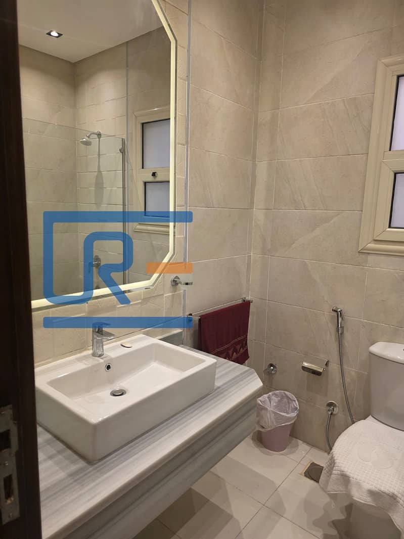 7 5640a762-19f3-404f-a812-c395c2d88445. jpg