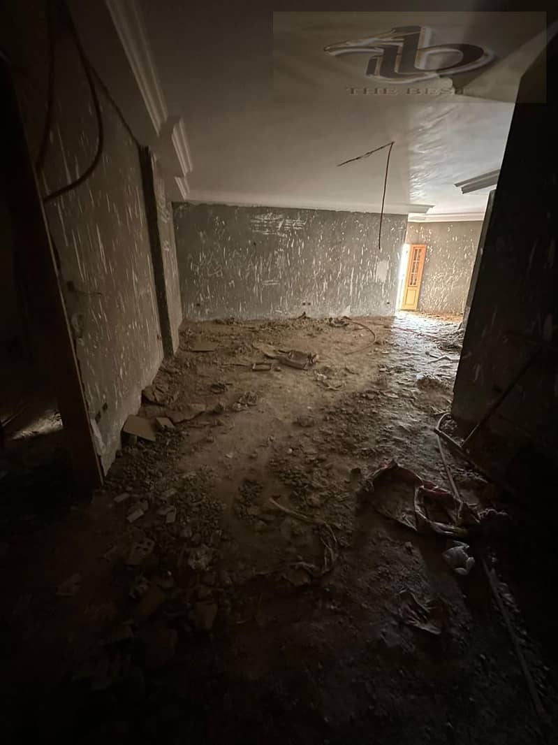 7 7ab304cb-23f8-4fac-90ad-7ff892a994a9. jpeg