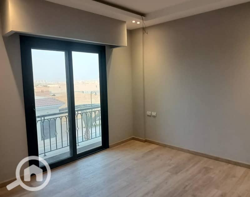 5 WhatsApp Image 2026-01-27 at 12.38. 17 PM0000000. jpeg