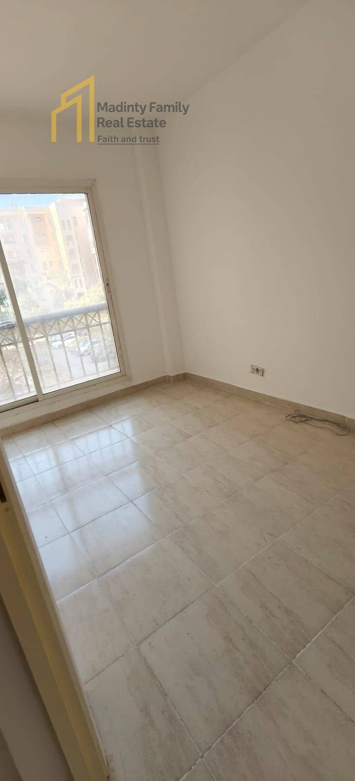 2 7e6a3501-412b-43d6-a0a1-b157eb45f09e. jpg