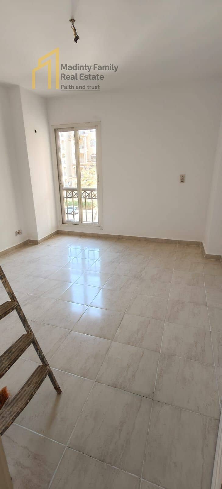 5 1fd4d7fa-a489-43f1-97db-92b463f19c21. jpg