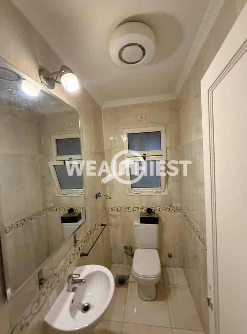 11 d415cf7d-577b-4e04-a6b7-de59ac95f509. jpg