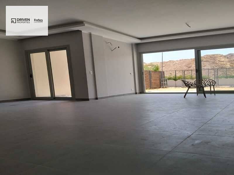 7 WhatsApp Image 2026-01-12 at 19.39. 33. jpeg