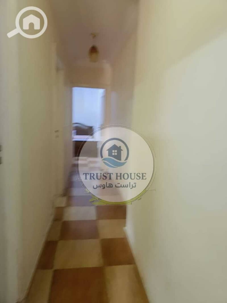 17 WhatsApp Image 2025-10-11 at 17.04. 32 (1). jpeg