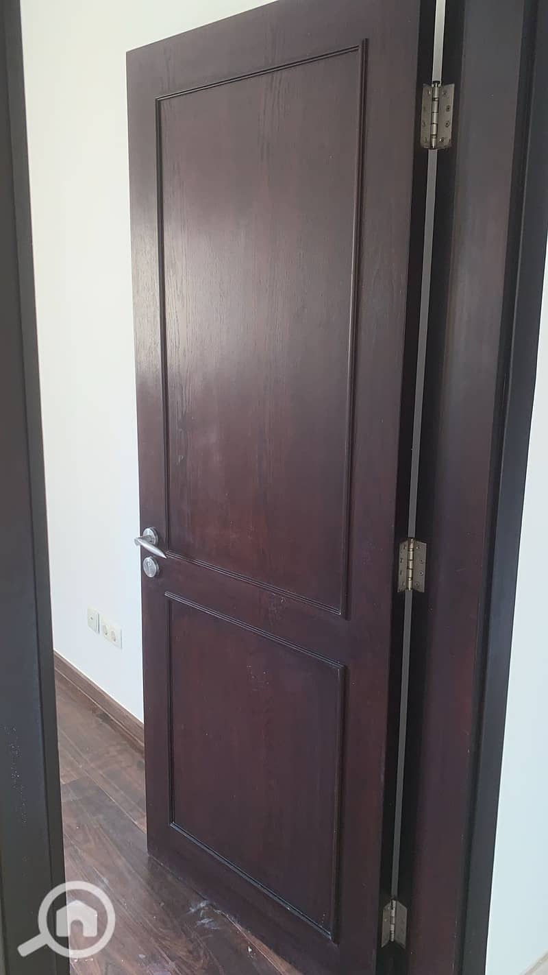 8 WhatsApp Image 2026-01-26 at 16.44. 53. jpeg