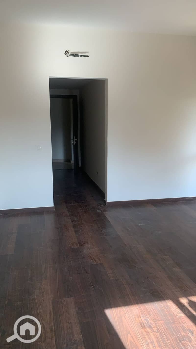 11 WhatsApp Image 2026-01-26 at 16.44. 55. jpeg