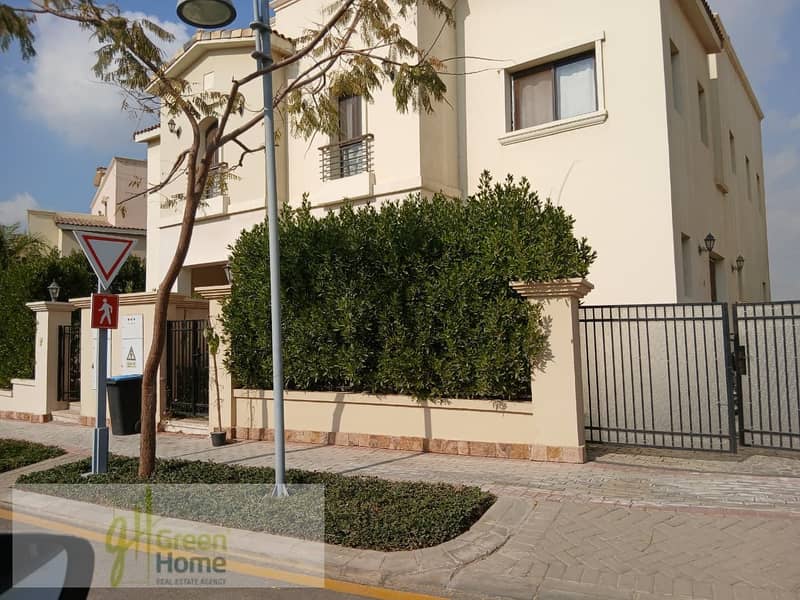 14 bd23efe0-a7d8-43f0-ba4f-951f4cd47475. jpg