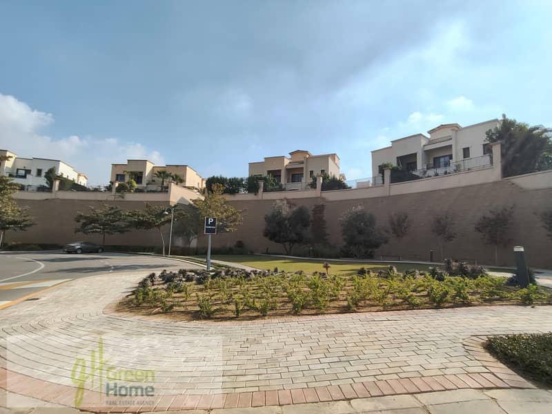 15 c0cd4d6d-7a0a-4565-a191-81ff85767046. jpg