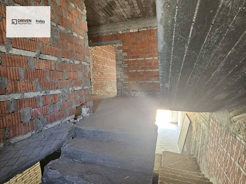 10 WhatsApp Image 2026-01-12 at 20.04. 01. jpeg