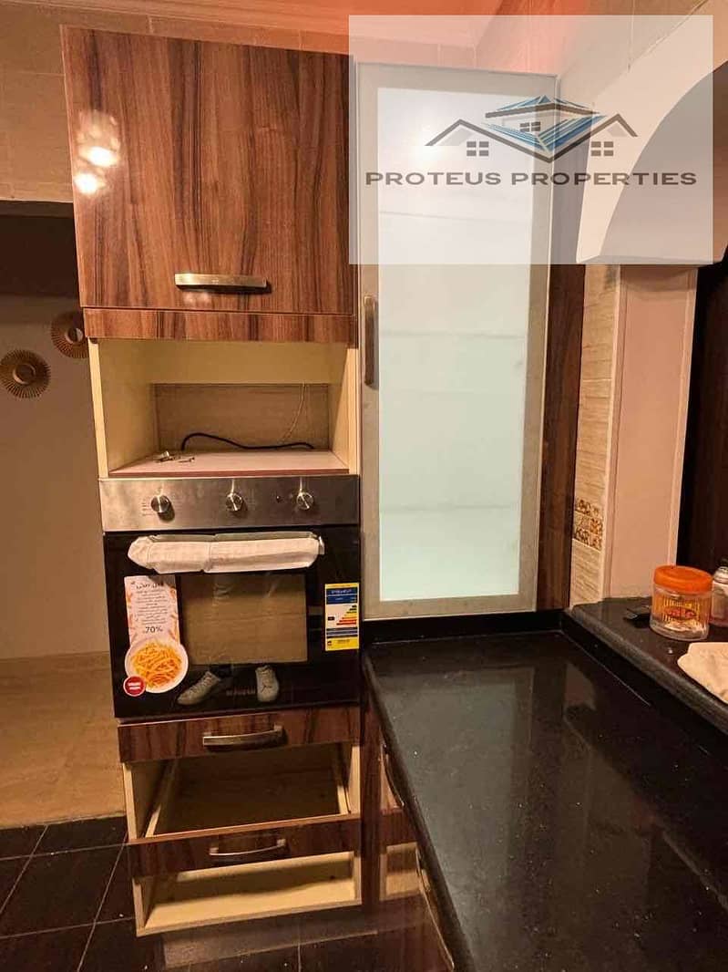 13 bd83df91-d28c-47ba-a7b1-da67d2c3c7d7. jpg