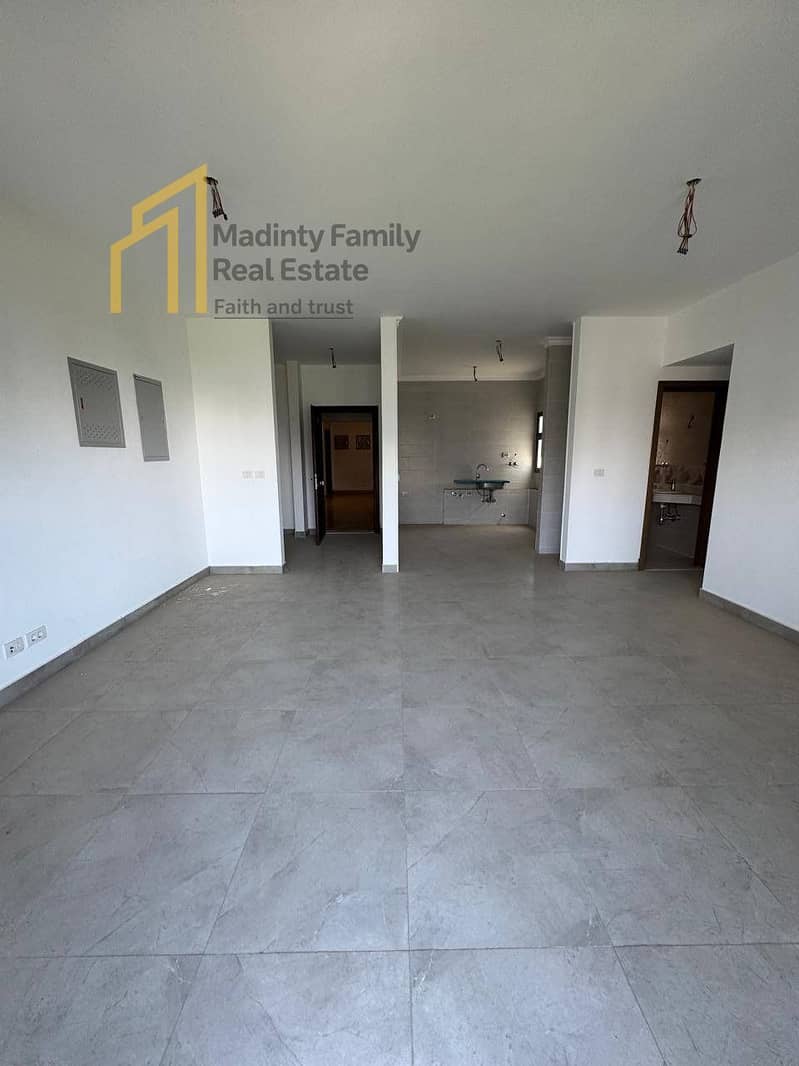 2 2feace65-a36d-4eec-9991-2ad45f88d2cf. jpg