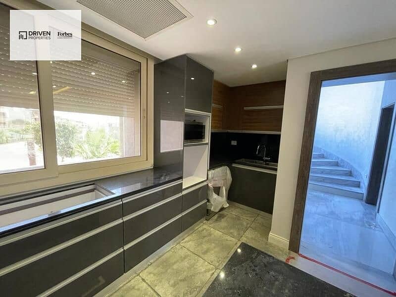 10 WhatsApp Image 2026-01-12 at 19.41. 30 (2). jpeg