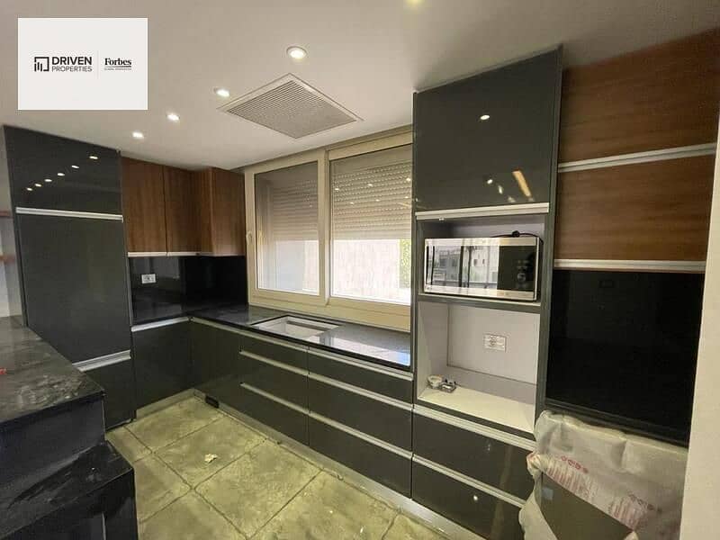 15 WhatsApp Image 2026-01-12 at 19.41. 31. jpeg